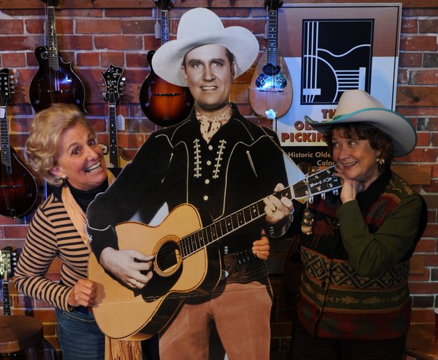 Carol Heuchan, Gene Autry, Liz Masterson