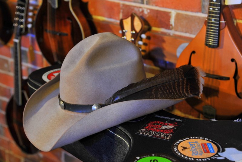 hat, guitar case