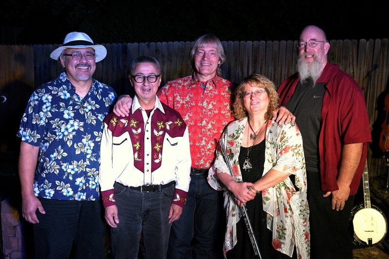 Ernie Martinez with Mark Cormican and Starwood, Cheyenne, Aug 2020